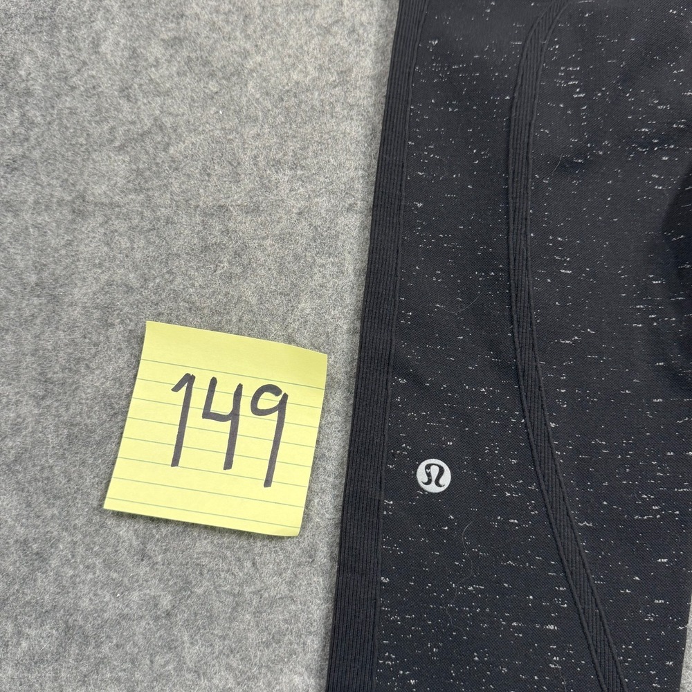 Lululemon Black Speckled White Free To Flow 7/8 Cropped Leggings Women's Size XS - Picture 5 of 5